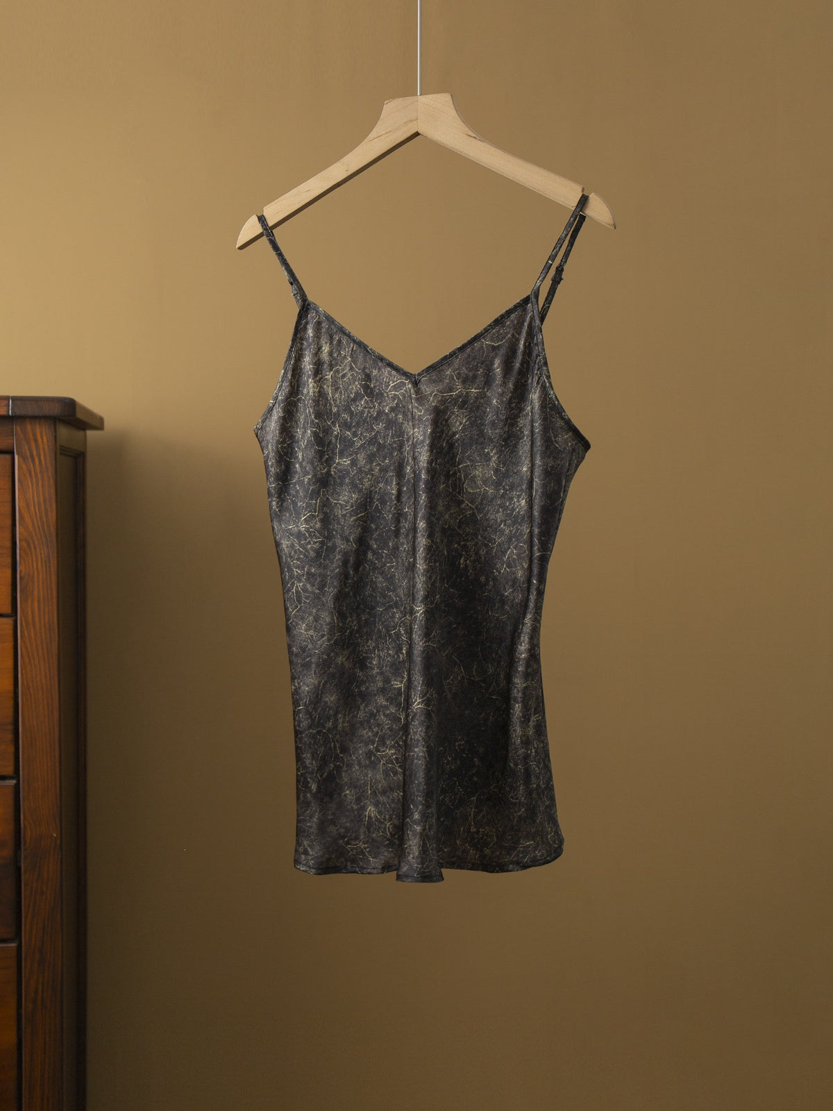 Gilded Vein Xiangyun Silk Camisole