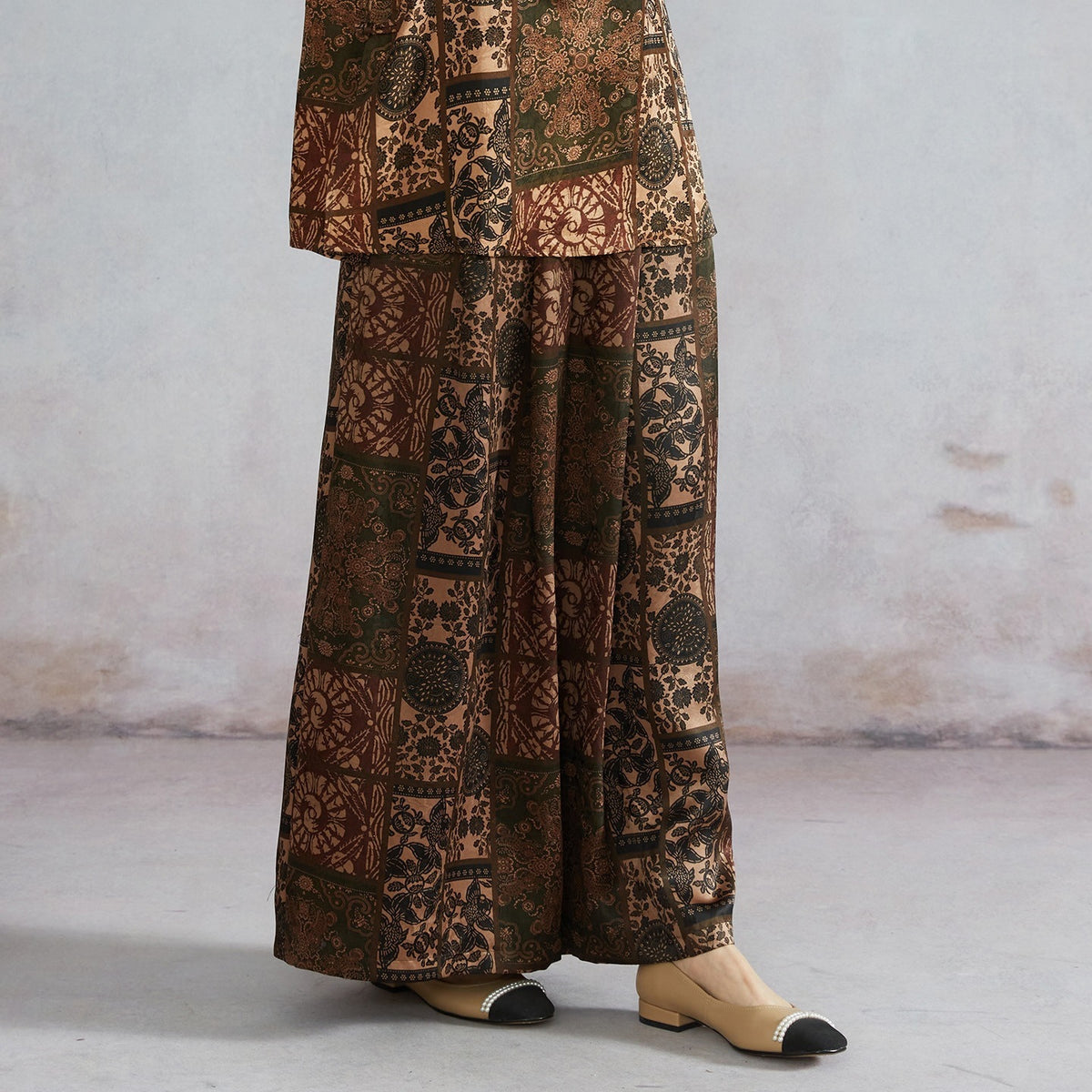 Mosaic Bloom Xiangyun Silk Two-Piece Set